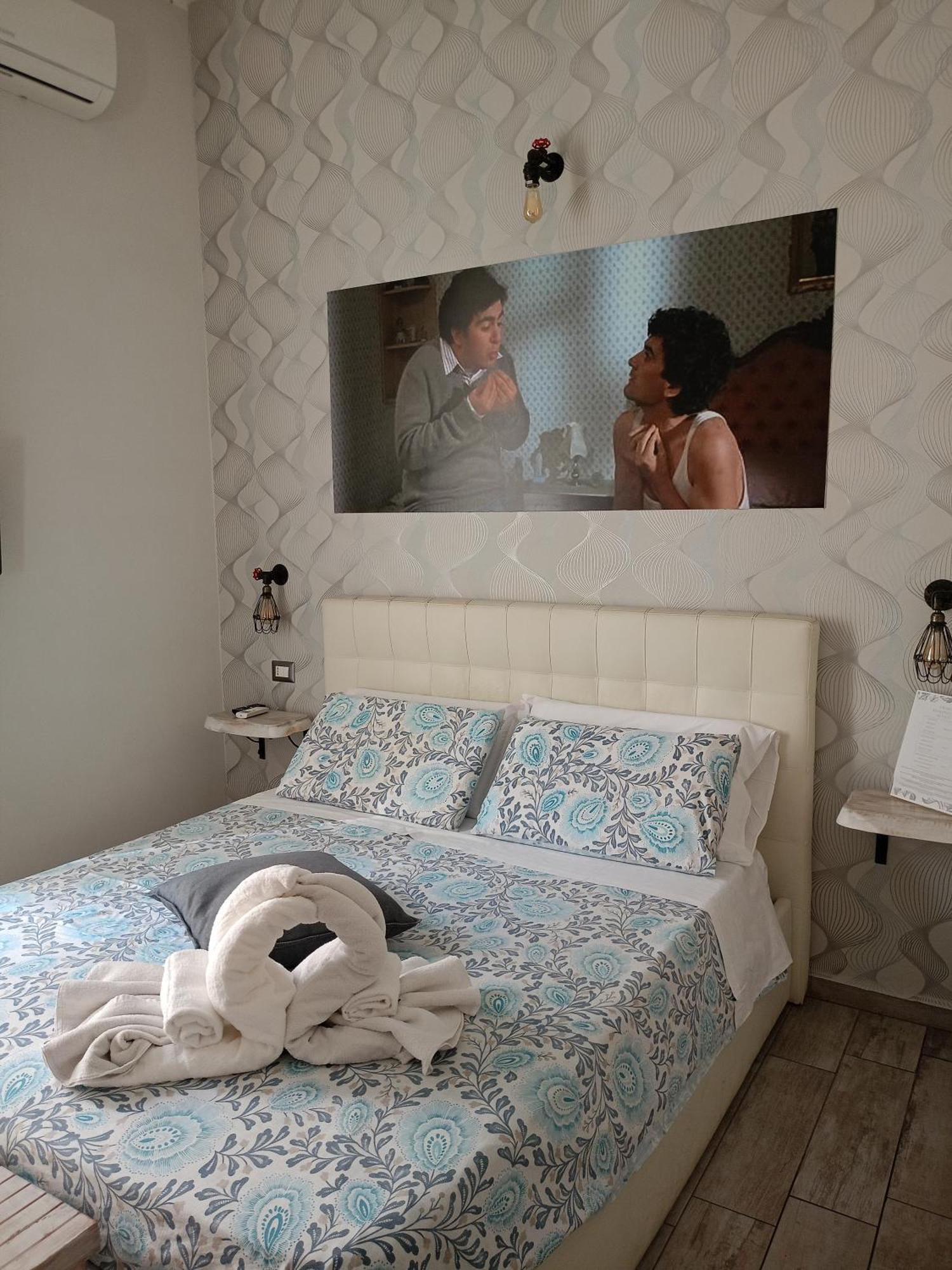 לינה וארוחת בוקר נאפולי Artisti Bed&Dreams מראה חיצוני תמונה